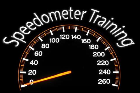 Бесплатно скачать приложение Speedometer Training на Андроид 2.1 телефоны и планшеты.