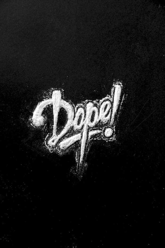 Доп (Dope), Логотипы, Музыка