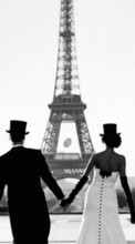 Новые обои 540x960 на телефон скачать бесплатно: Эйфелева башня, Любовь, Люди, Париж.