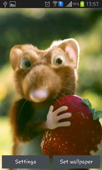 Скачать бесплатные живые обои Животные для Андроид на рабочий стол планшета: Mouse with strawberries.