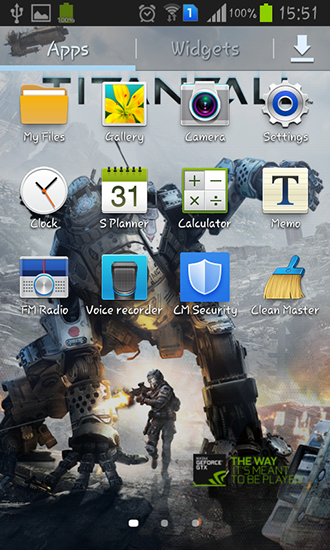 Скриншот экрана Titanfall на телефоне и планшете.