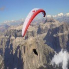 Кроме живых обоев на Андроид Pink tulips, скачайте бесплатный apk заставки Paragliding.